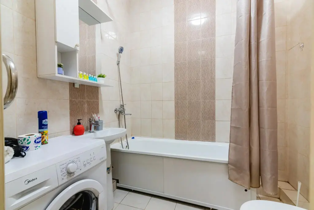 Алматы: Meridian Apartments (Мередиан Апартментс) на проспекте Сакена Сейфуллина 525