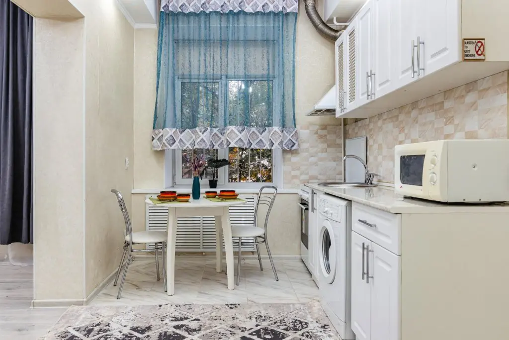 Алматы: Meridian Apartments (Мередиан Апартментс) на проспекте Сакена Сейфуллина 500