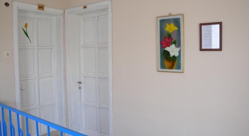 Эдремит: Set2 Motel Pension
