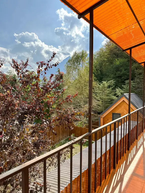 Красная Поляна: Апартаменты La Polyana
