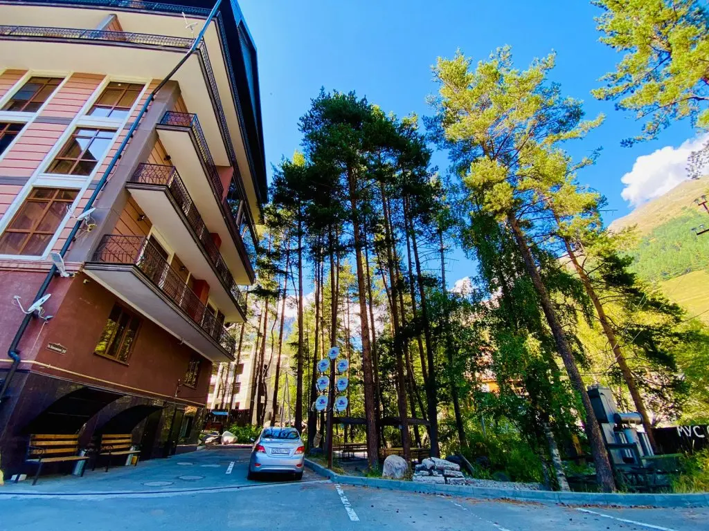 Терскол: The Two Tops Hotel