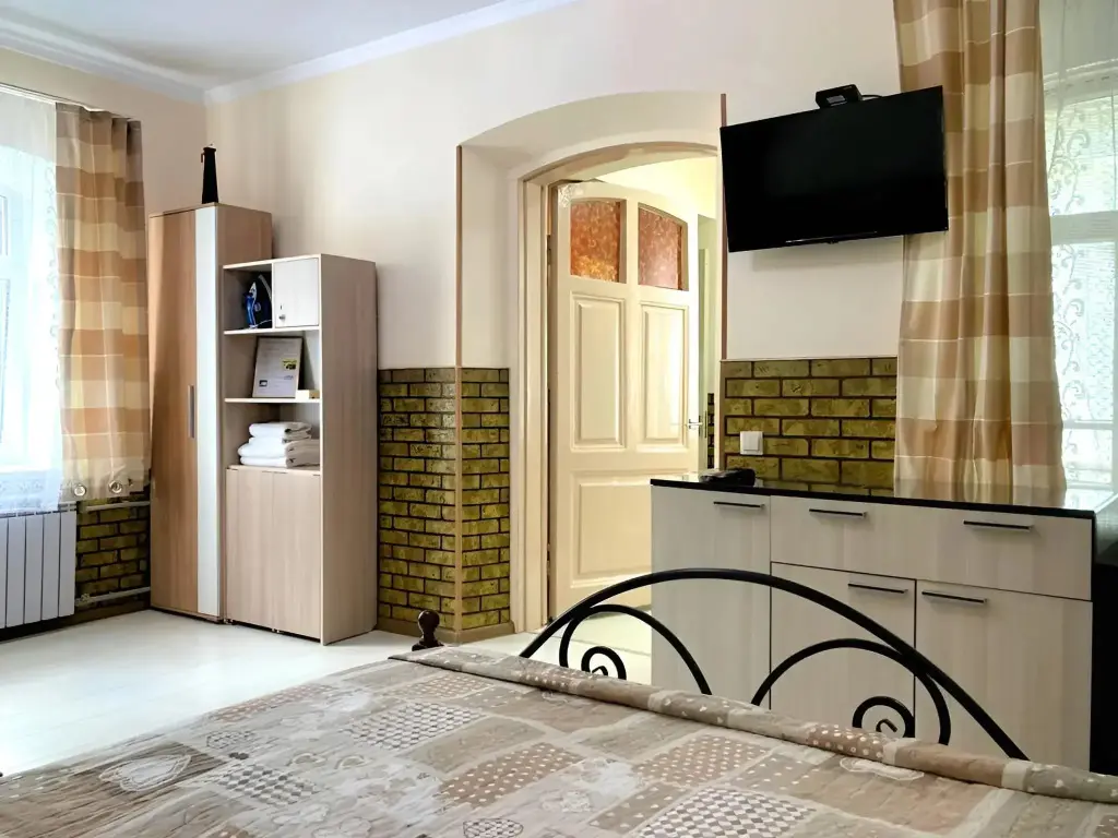 Кисловодск: Квартира Улица Березовская 10