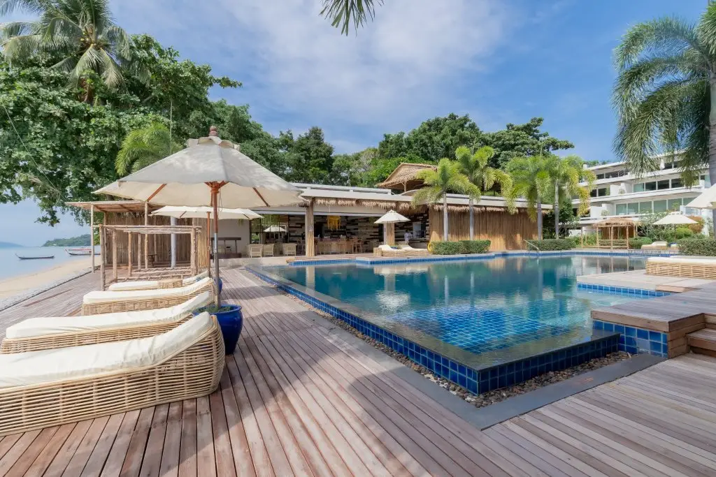 Муанг: Апартаменты Poppy Beach Front Residence