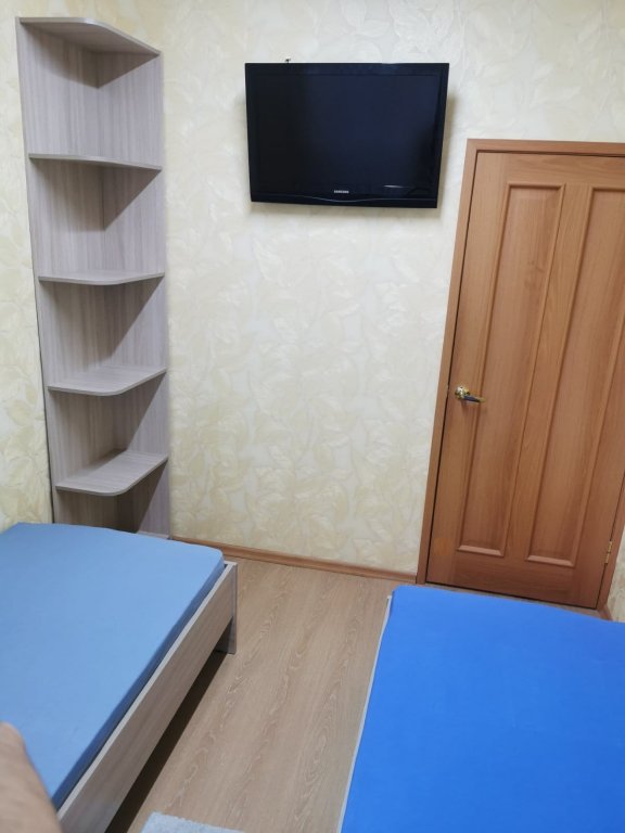 Кировск: Квартира 3х Комнатная на Олимпийской 85 1й этаж