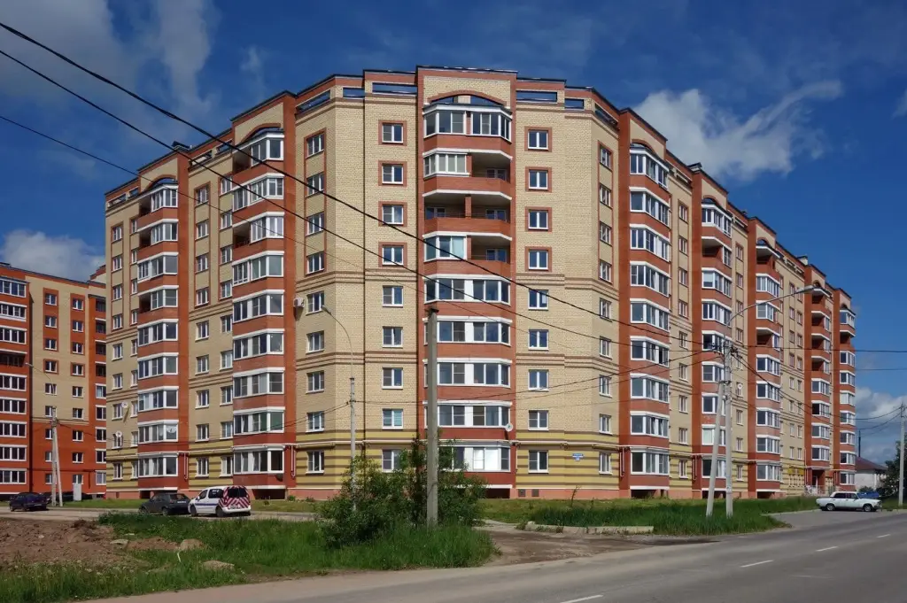 Великий Новгород: Квартира в Новом Доме 4/7