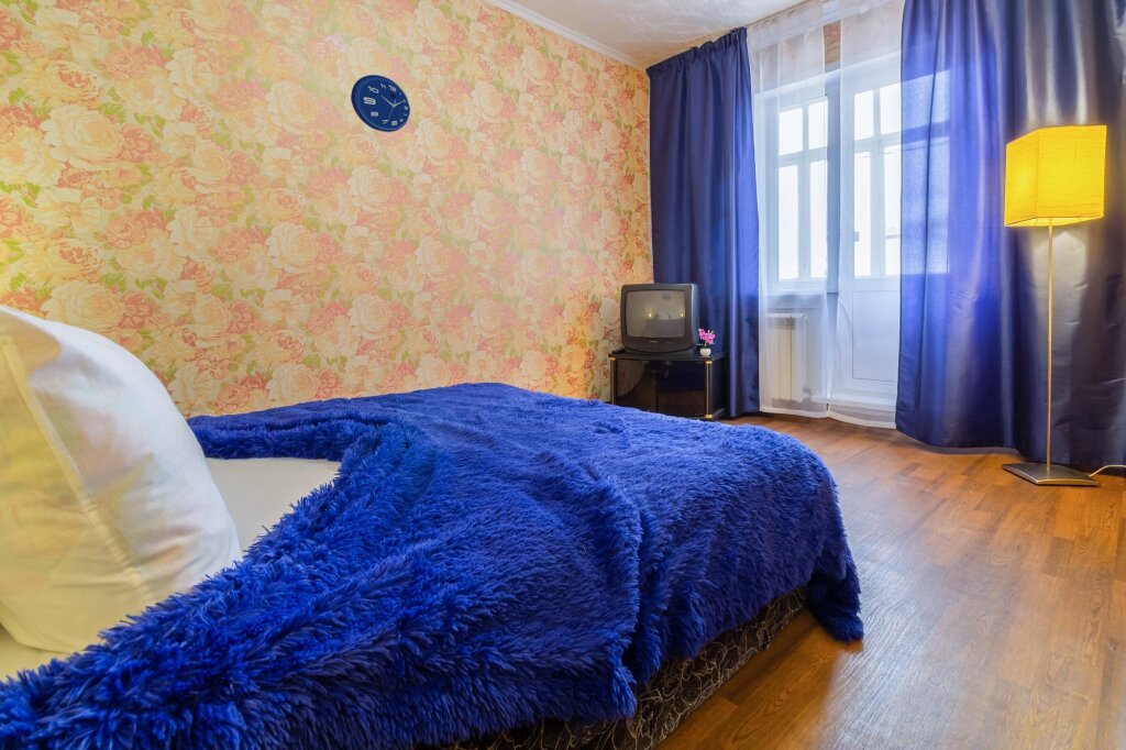 Турист на проспекте им. Газеты Красноярский Рабочий 164 — фото 1