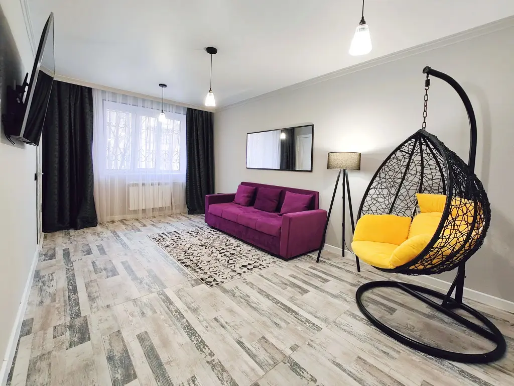Алматы: Апартаменты Qazaq Apartments Nauryzbay BATYR