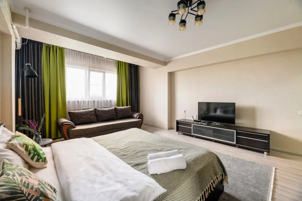 Алматы: Апартаменты Qazaq Apartments Rozybakieva 45