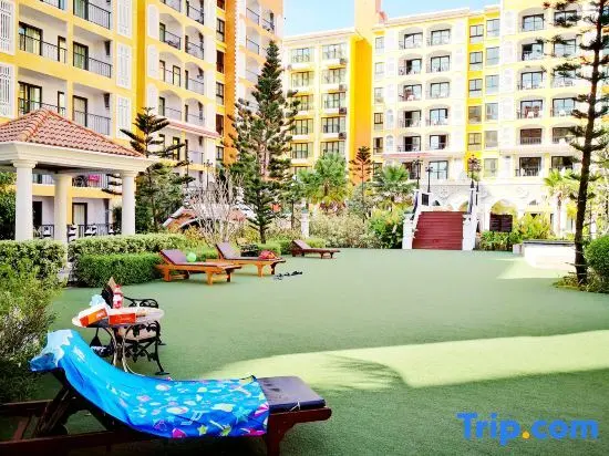 На Чом Тхиан: Three Bears, Thailand Pattaya Venetian Apartment