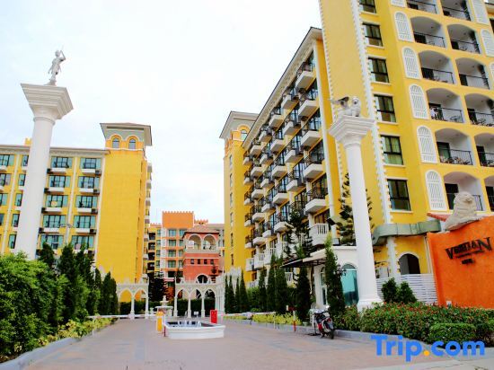 На Чом Тхиан: Three Bears, Thailand Pattaya Venetian Apartment