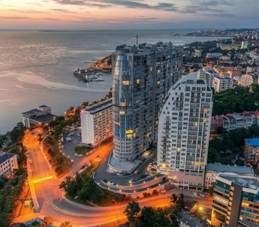 Владивосток: Апартаменты Шикарные В центре с видом на Золотой мост и Русский мост