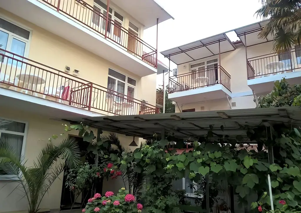 Сочи: Sabrina Guest House