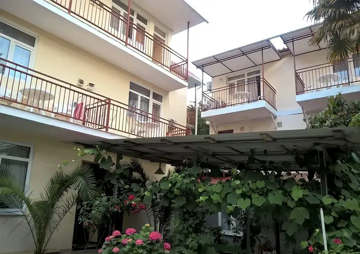 Сочи: Sabrina Guest House