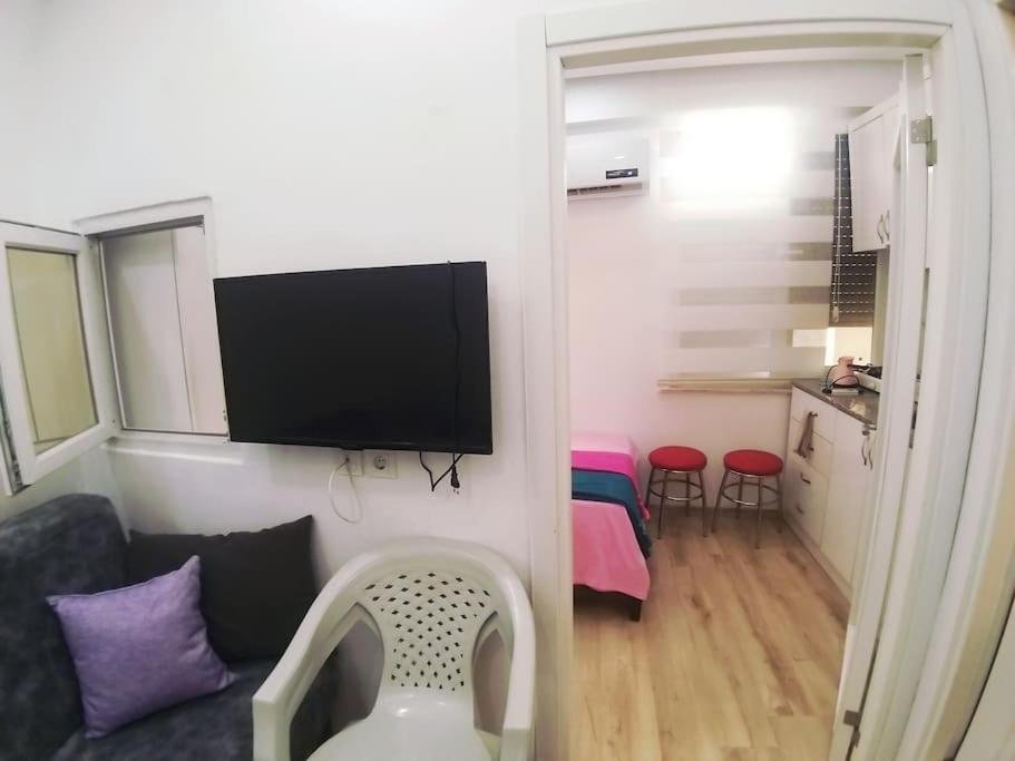 Анталья: A TINY FLAT IN OLD TOWN AREA 850€ Per mounth