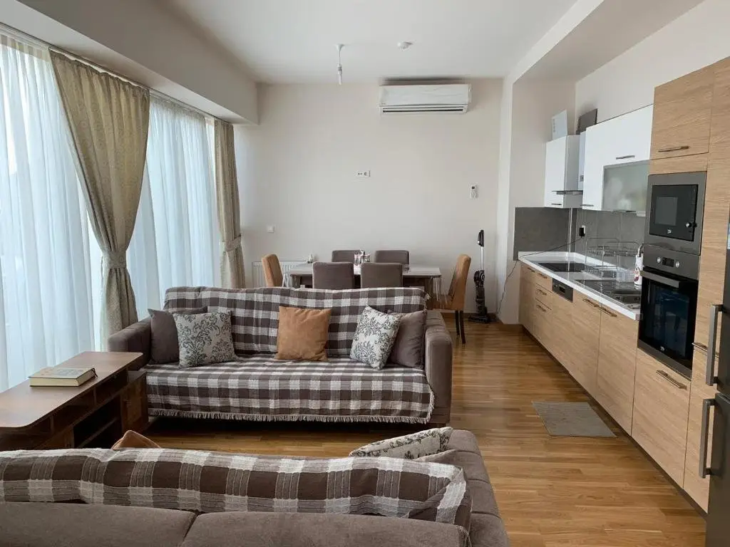 Стамбул: Koza Park - Luxurious Two Bedroom Duplex Apartment near Akbati mall and Istanbul Tennis Academy