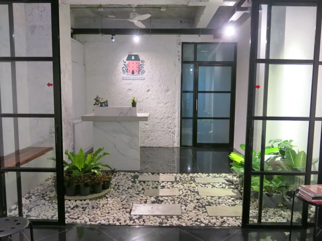 Пхукет: Niece hostel (SHA Plus+)