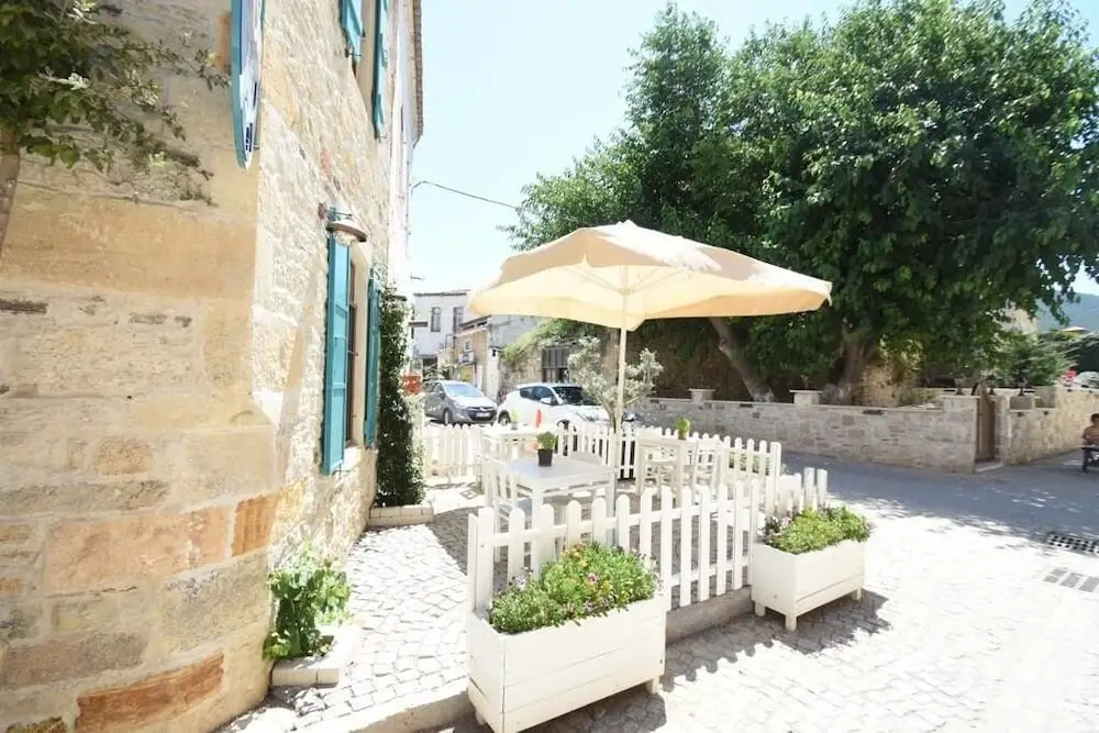 Helvaci: Sim Otel