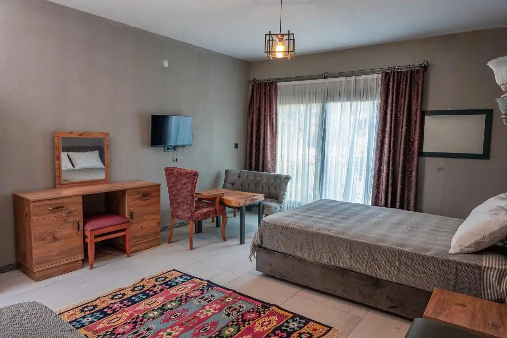 Helvaci: Serender Bungalov Otel Foça