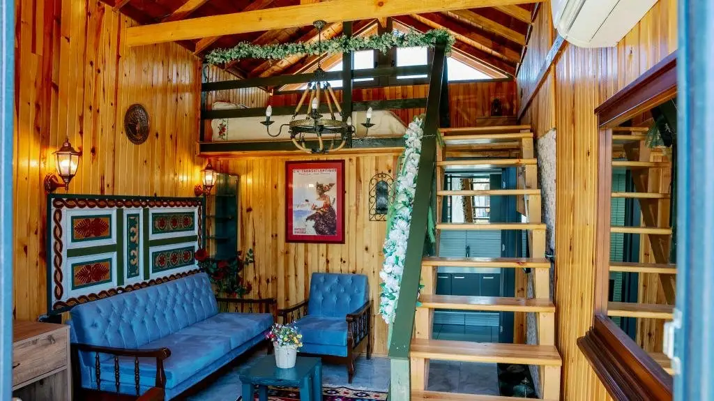 Helvaci: Serender Bungalov Otel Foça