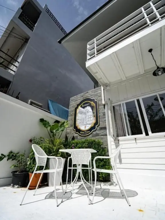Бангкок: RoomQuest Bangkok Rim Praya Dinsor Road