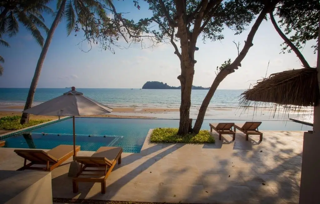 Чумпхон: The Nest Private Beach Resort