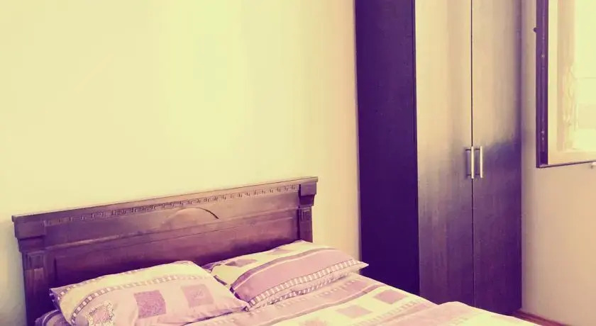Батуми: Hotel Alex