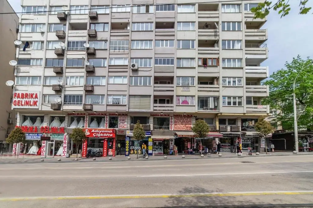 Бурса: Altiparmak central 2 bdrm apartment