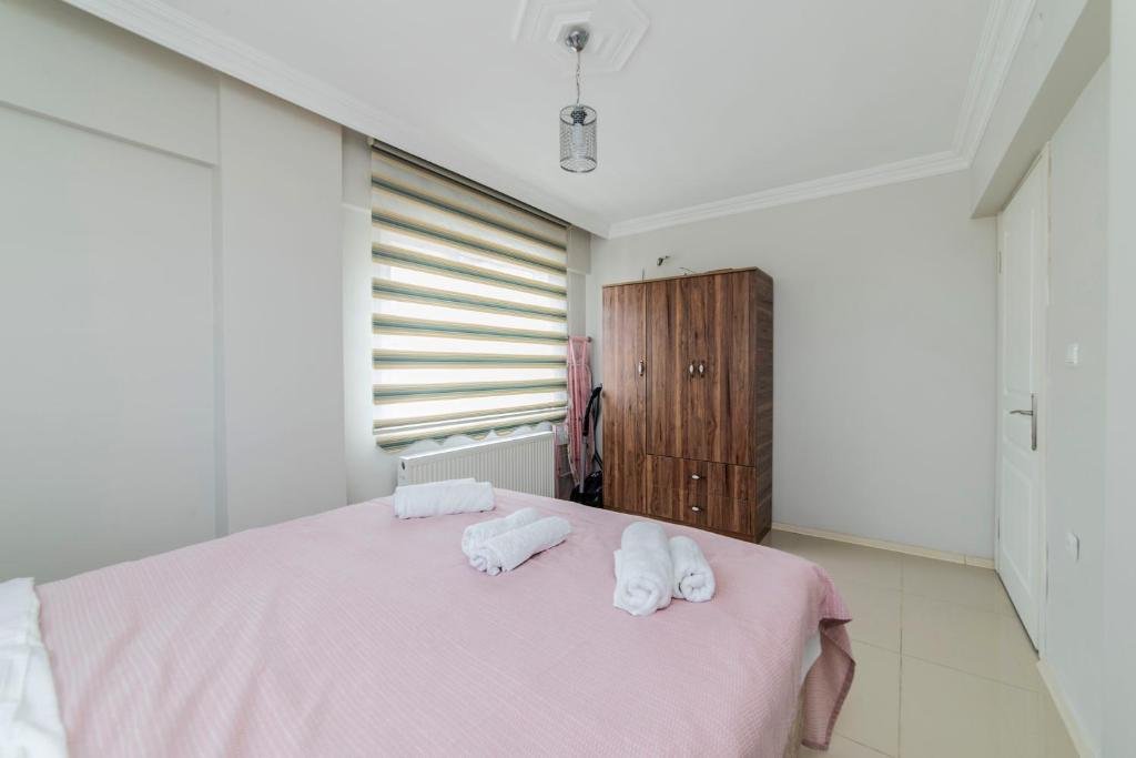 Бурса: Altiparmak central 2 bdrm apartment