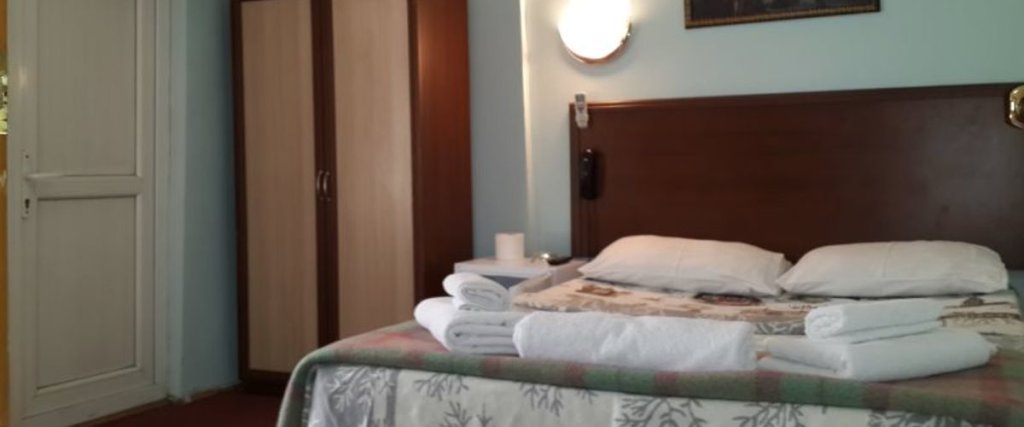 Анкара: İlk Otel