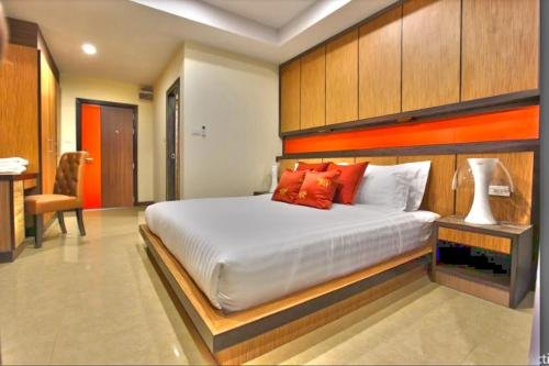 Банг-Сао-Тхонг: Grand Parazo Hotel Suvarnbhumi Airport