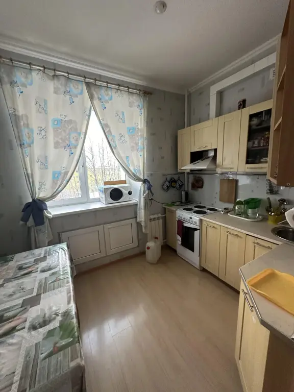 Кировск: Квартира Двухкомнатная на Мира 8А