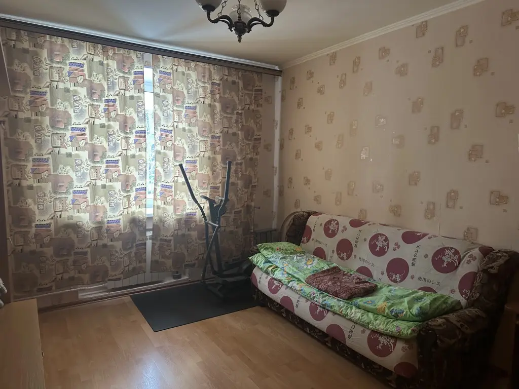 Кировск: Квартира Двухкомнатная на Мира 8А