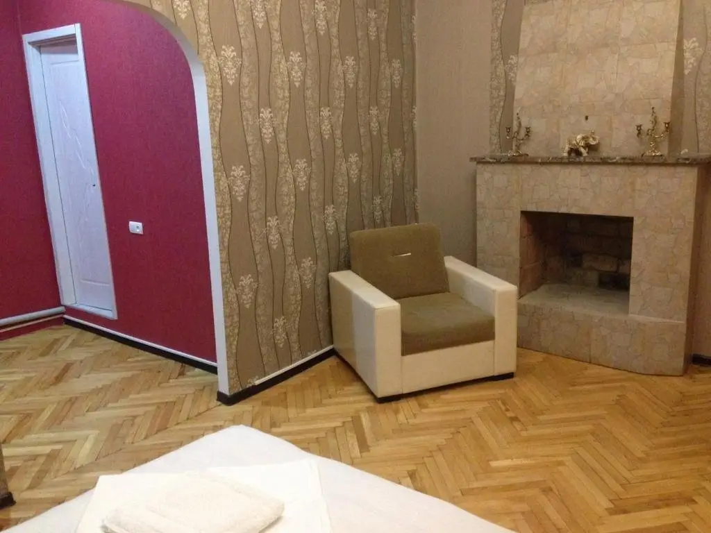 Тбилиси: Apartment sofi
