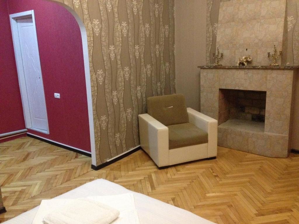Тбилиси: Apartment sofi