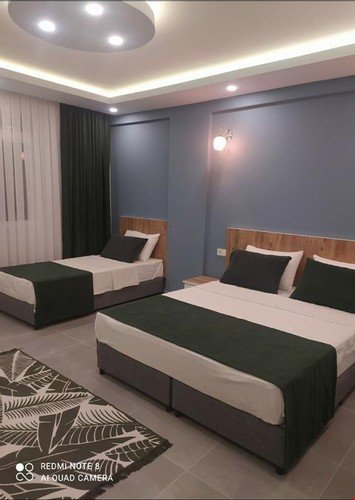 Патара: Ayhan Işık Apartları