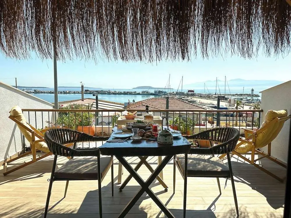 Урла: Donmez Otel