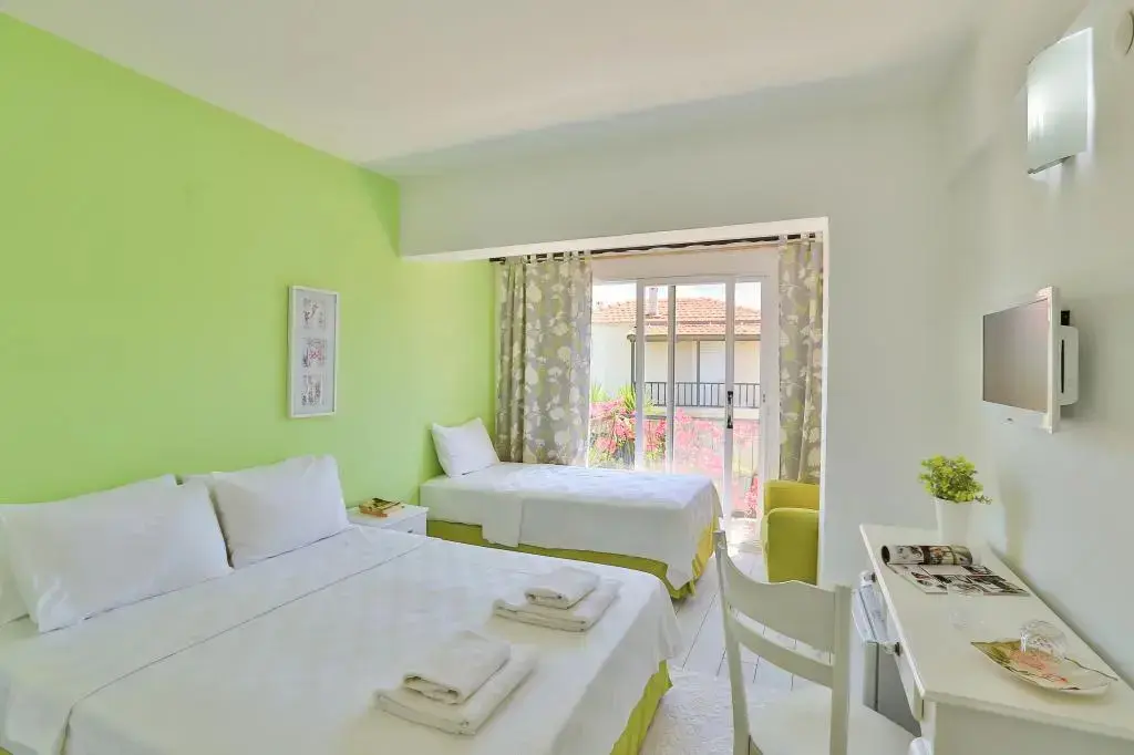 Чешме: Kiraz Otel Alacati