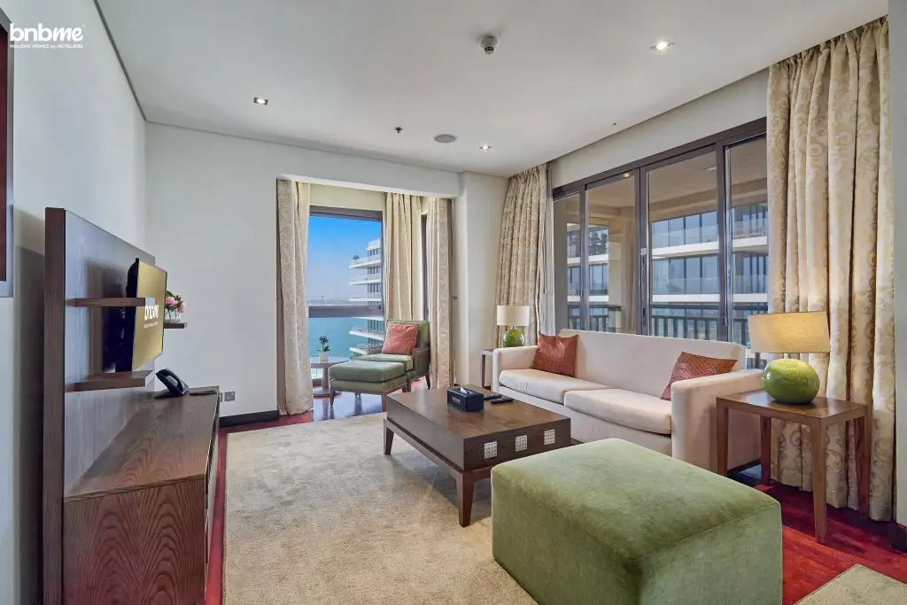 Дубай: Апартаменты Bnbmehomes, Spacious Retreat in Palm Jumeriah 602