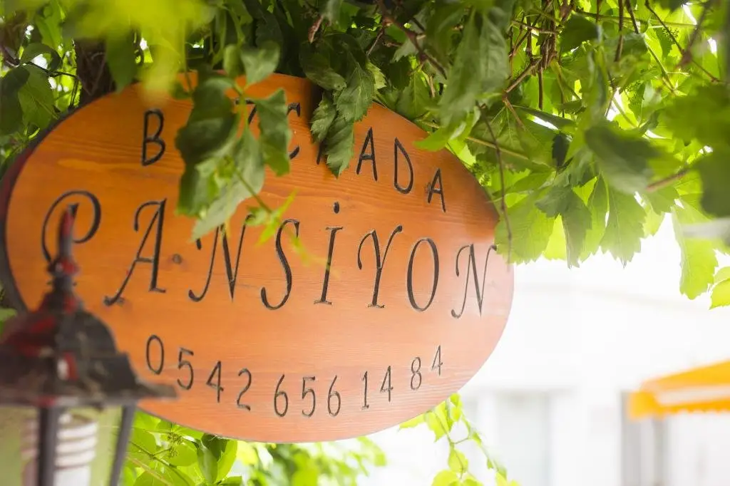Бозджаада: Bozcaada Pansiyon