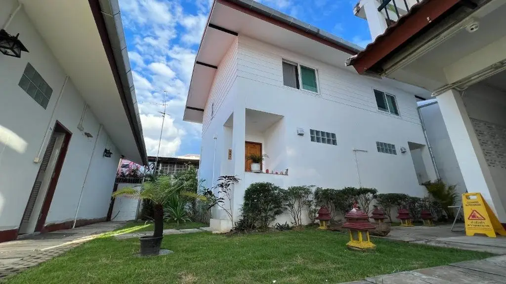 Чиангмай: Chiang Mai Gate House