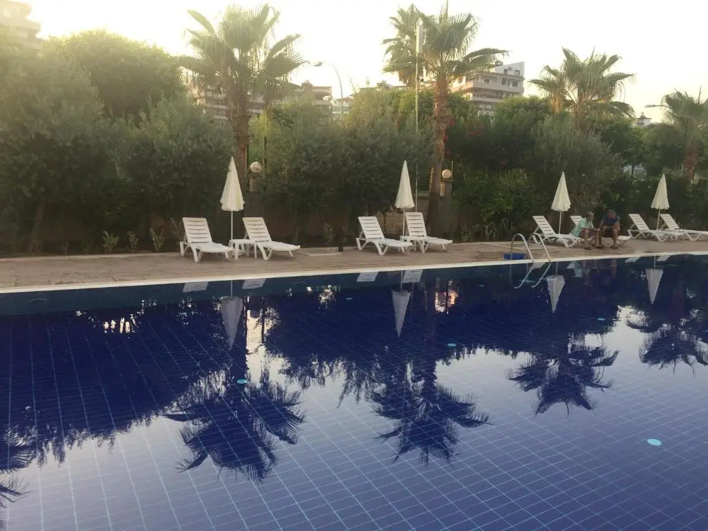 Аланья: 100m to the sea by the Dim River two bedroom fully equipped and furnished luxury house
