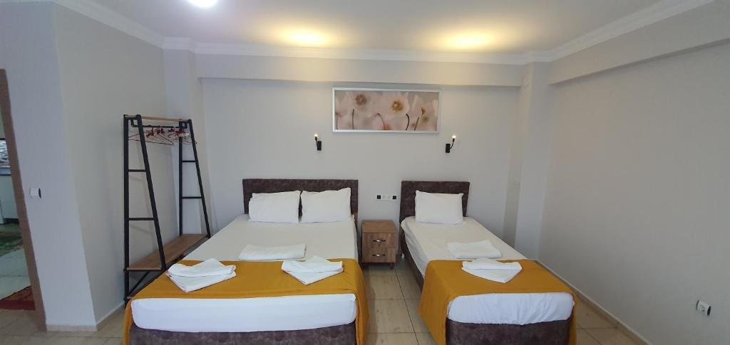 Фетхие: 3+1 sea1km 125mt2 Furnished luxury apartment 1.kat