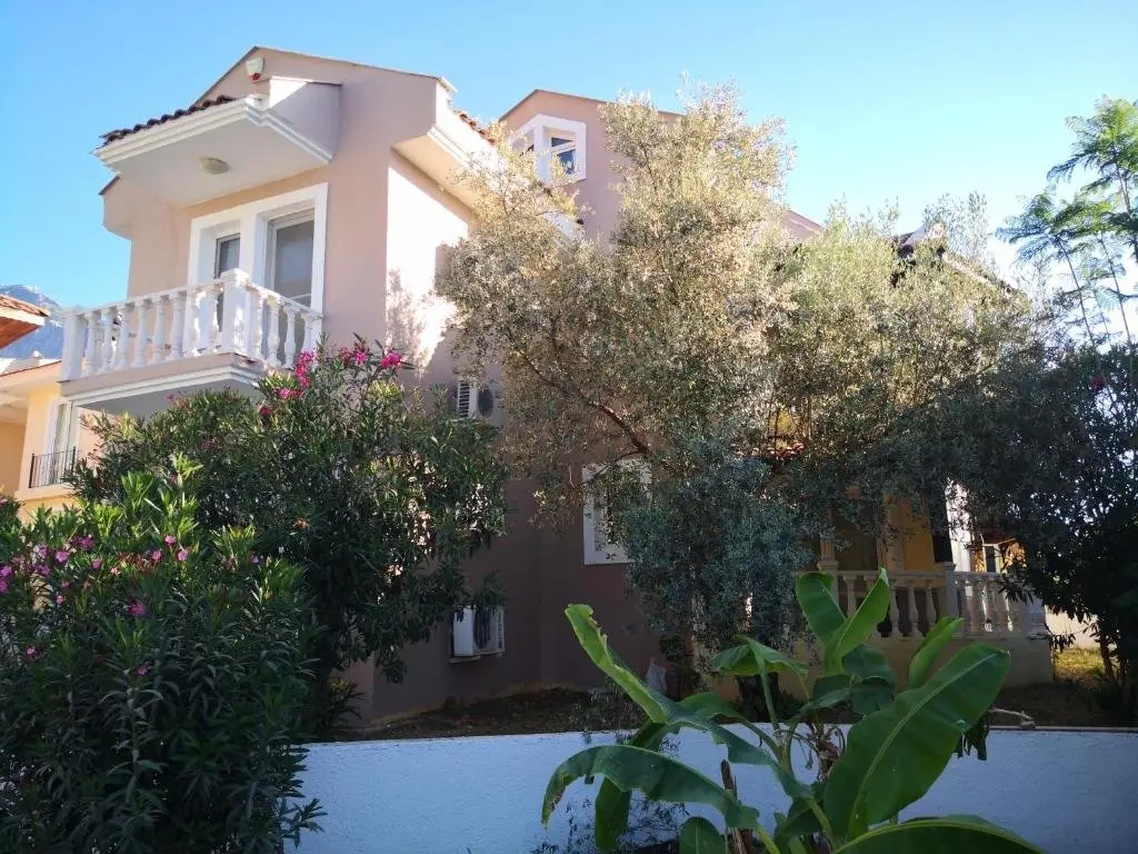 Фетхие: 3 Bedrooms Apartment in Ölüdeniz, Ovacik