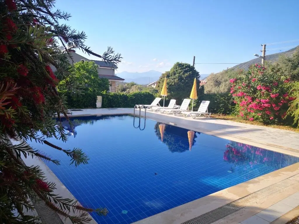 Фетхие: 3 Bedrooms Apartment in Ölüdeniz, Ovacik