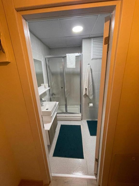 Стамбул: 1-bedroom, nearby services, park, free wifi, free parking - SS4
