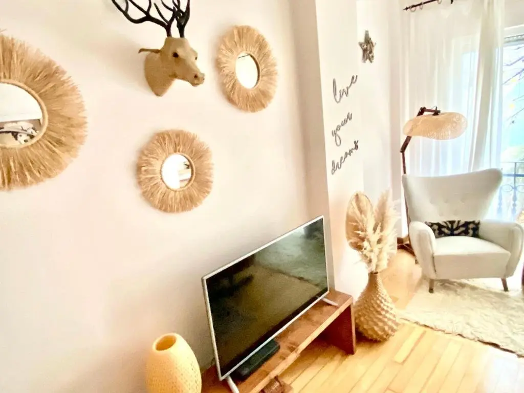 Стамбул: 100 m to Istiklal with priv Garden - 2 Bathroom - 2 Bedroom