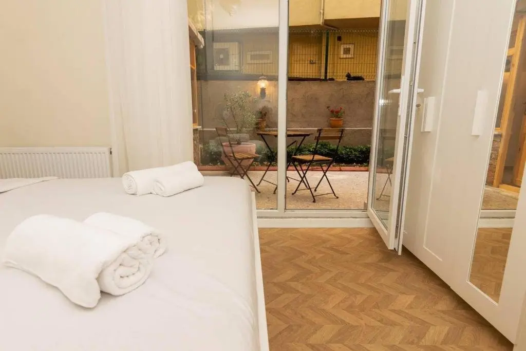 Стамбул: Yakamoz 2 BR Stylish House with garden in Kadikoy