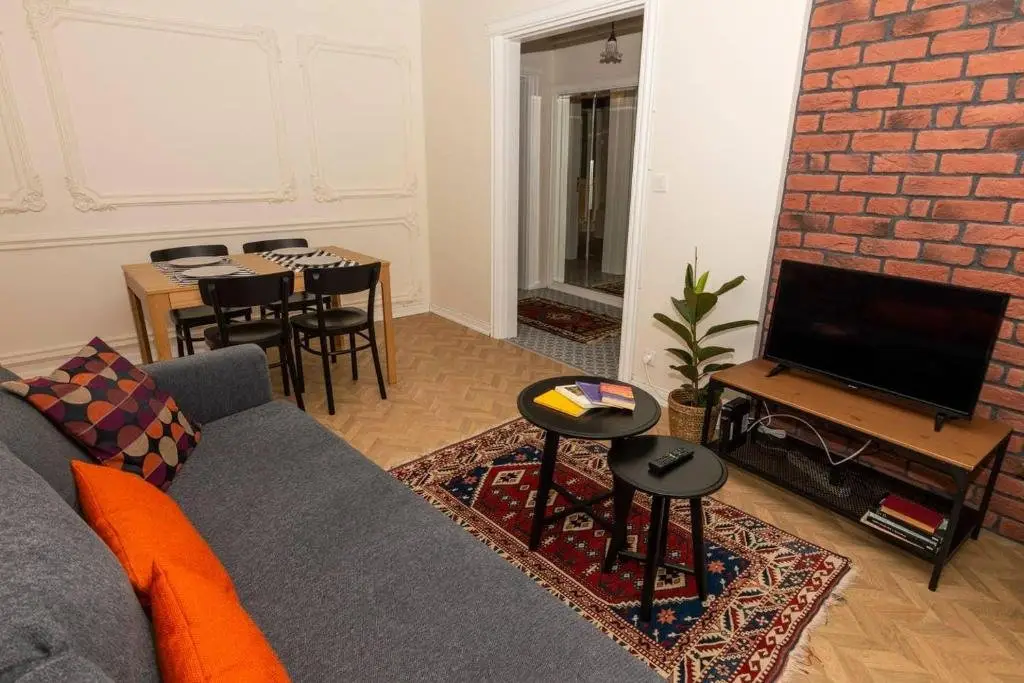 Стамбул: Yakamoz 2 BR Stylish House with garden in Kadikoy