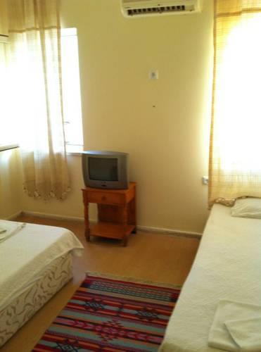 Тургутрейс: Dilek Pension