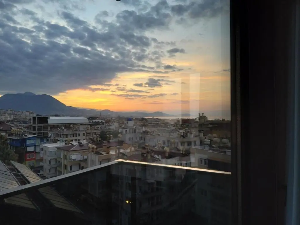Аланья: Alanya Tower BeachSky Vegetarian New Appartement 2022